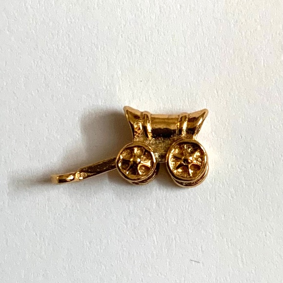Covered Wagon Vintage Gold Toned Charm Pendent Frontier Old West Pioneer - Picture 4 of 8